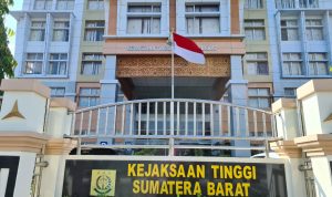 1723521139-kepala-kejati-sumbar-dipercayakan-pada-yuni-daru
